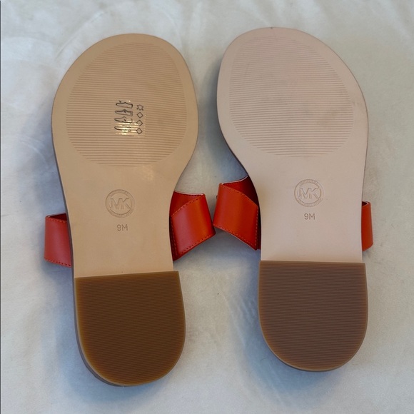 NWOT! Michael Kors Carson Horsebit T Strap Leather Sandals, sz 9 - Picture 6 of 6